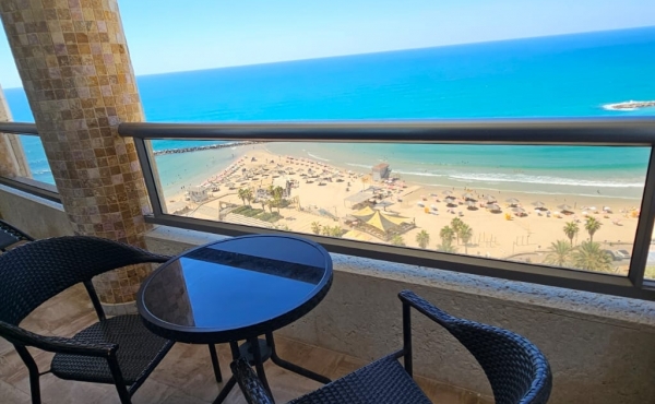 Blue Weiss Hotel Residence 2 rooms 55m2 Terrace 12m2 Sea view Lift Apartment for sale in Netanya